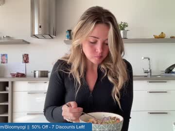 hardcore cam girl bloomyogi image #2760652