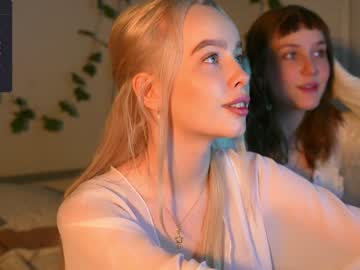 hardcore cam girl mother__of__dragons image #4040973