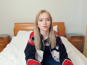 hardcore cam girl h0lyangel image #4040616