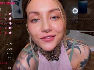 hardcore cam girl nickyneck image #2465113