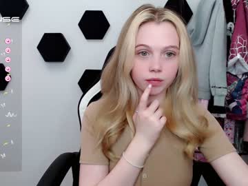 hardcore cam girl small_blondee image #2865796