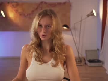 hardcore cam girl chillwithkira image #1835988