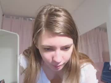 hardcore cam girl ellaxsunrise image #2389701