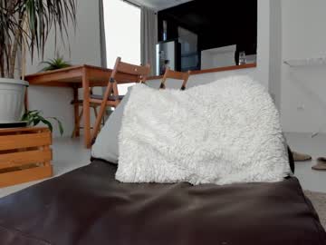 hardcore cam girl kiss__it__better image #1203164