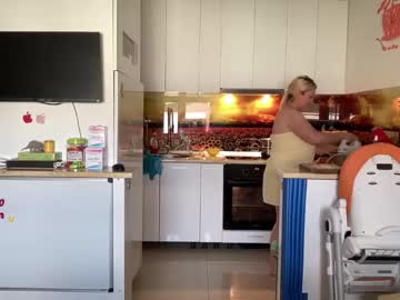 hardcore cam girl kiradivine image #3156794