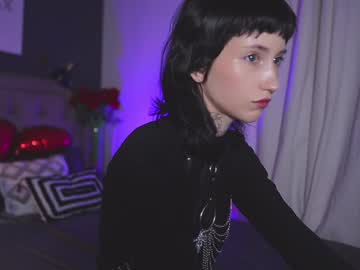 hardcore cam girl carmilamoon image #4695254