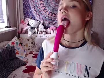 hardcore cam girl babyfromtheforest image #1581327
