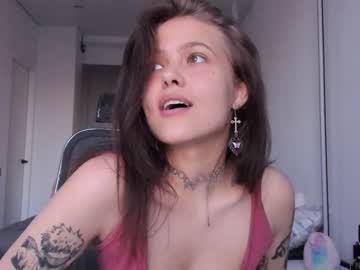 hardcore cam girl adriana_hill image #1415315