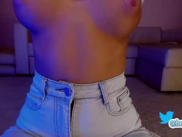 hardcore cam girl hollyextra image #2252106
