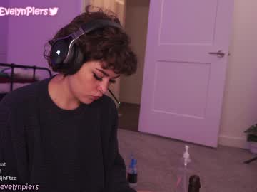hardcore cam girl evelynpiers image #1622992
