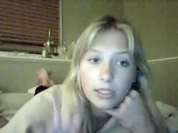 hardcore cam girl molzbolzz image #4441175