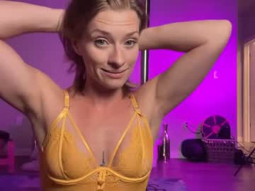hardcore cam girl saraloverays image #3393860