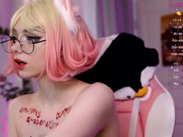 hardcore cam girl holliwould_ image #2890623