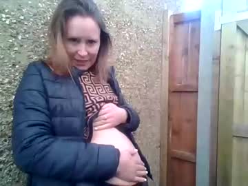 hardcore cam girl eatmypie69 image #3634571