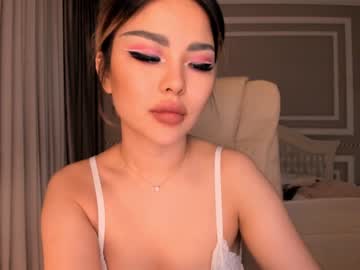 hardcore cam girl bae_suz image #1018443