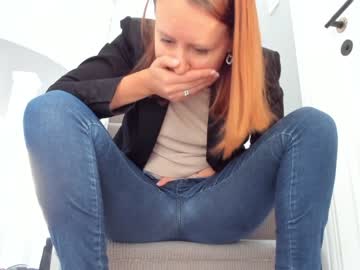 hardcore cam girl eatmypie69 image #2169900