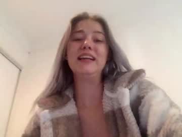 hardcore cam girl blondee18 image #3288054