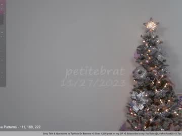 hardcore cam girl petitebrat image #3845771