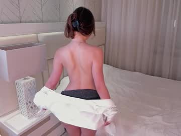 hardcore cam girl little_lolla17 image #4678813