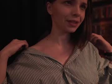 hardcore cam girl running_with_the_wolves image #861655