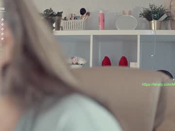 hardcore cam girl mia_milagros image #1331237