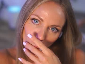 hardcore cam girl eva_fashionista image #3402737