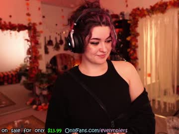 hardcore cam girl evelynpiers image #3679756