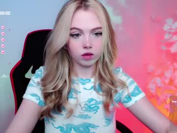 hardcore cam girl small_blondee image #2821452