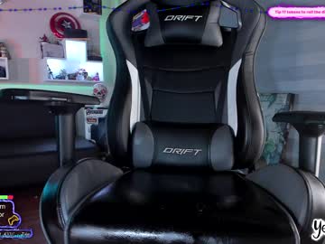 hardcore cam girl yesikasaenz image #504147