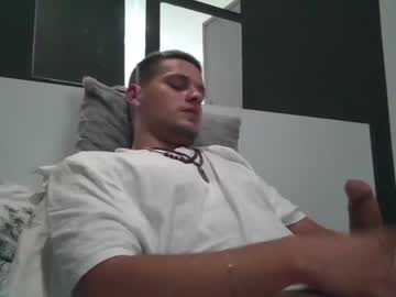 hardcore cam man roberto_twink1 image #3619307