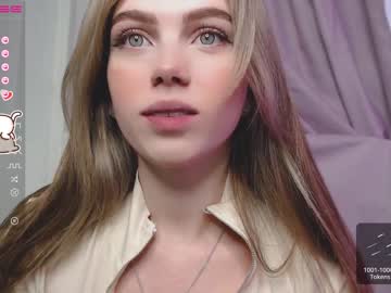 hardcore cam girl small_blondee image #2036200