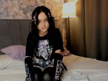 hardcore cam girl irisbroyn image #3419517