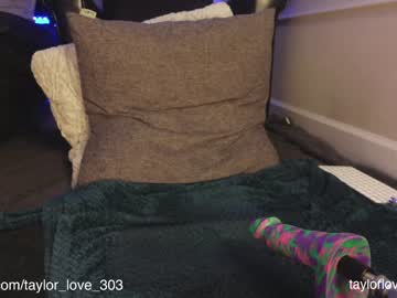 hardcore cam girl taylor_love_303 image #2308280