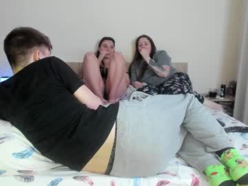 family2girl hardcore cam