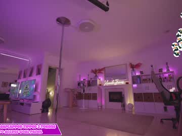 hardcore cam girl hannahjames710 image #3216813