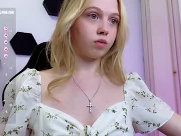 hardcore cam girl small_blondee image #2932277