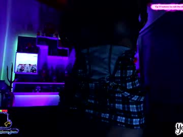 hardcore cam girl yesikasaenz image #1647815