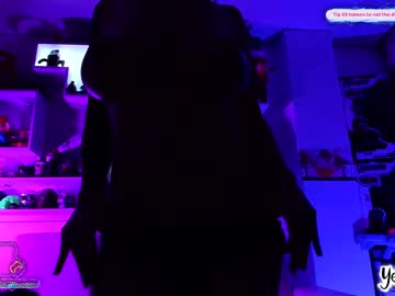 hardcore cam girl yesikasaenz image #4197333