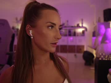 hardcore cam girl hannahjames710 image #3933049
