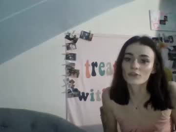 hardcore cam girl aloura44 image #3517236