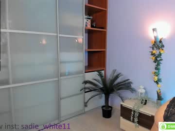 hardcore cam girl foxhilary image #1638960