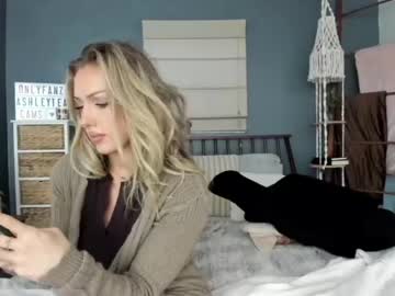 hardcore cam girl sexyashley_21 image #2521196