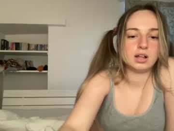 hardcore cam girl lilmills image #706572