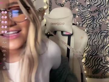 hardcore cam girl ari_02 image #3417413