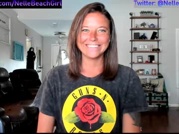 hardcore cam girl nellebeachgirl image #1931463
