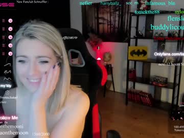 hardcore cam girl kimilee22 image #3000211