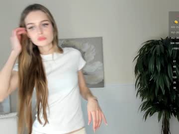 hardcore cam girl darelleeverist image #4189871