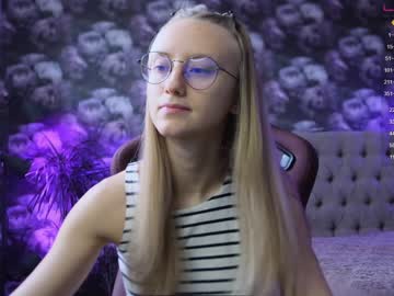 hardcore cam girl angeellina image #2518214