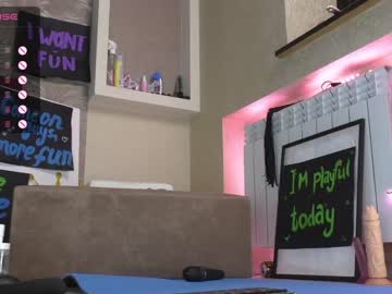 hardcore cam girl queenelia image #3836957
