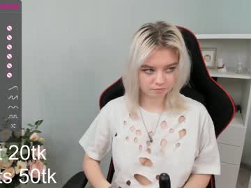 hardcore cam girl _naked_heart_ image #3755845
